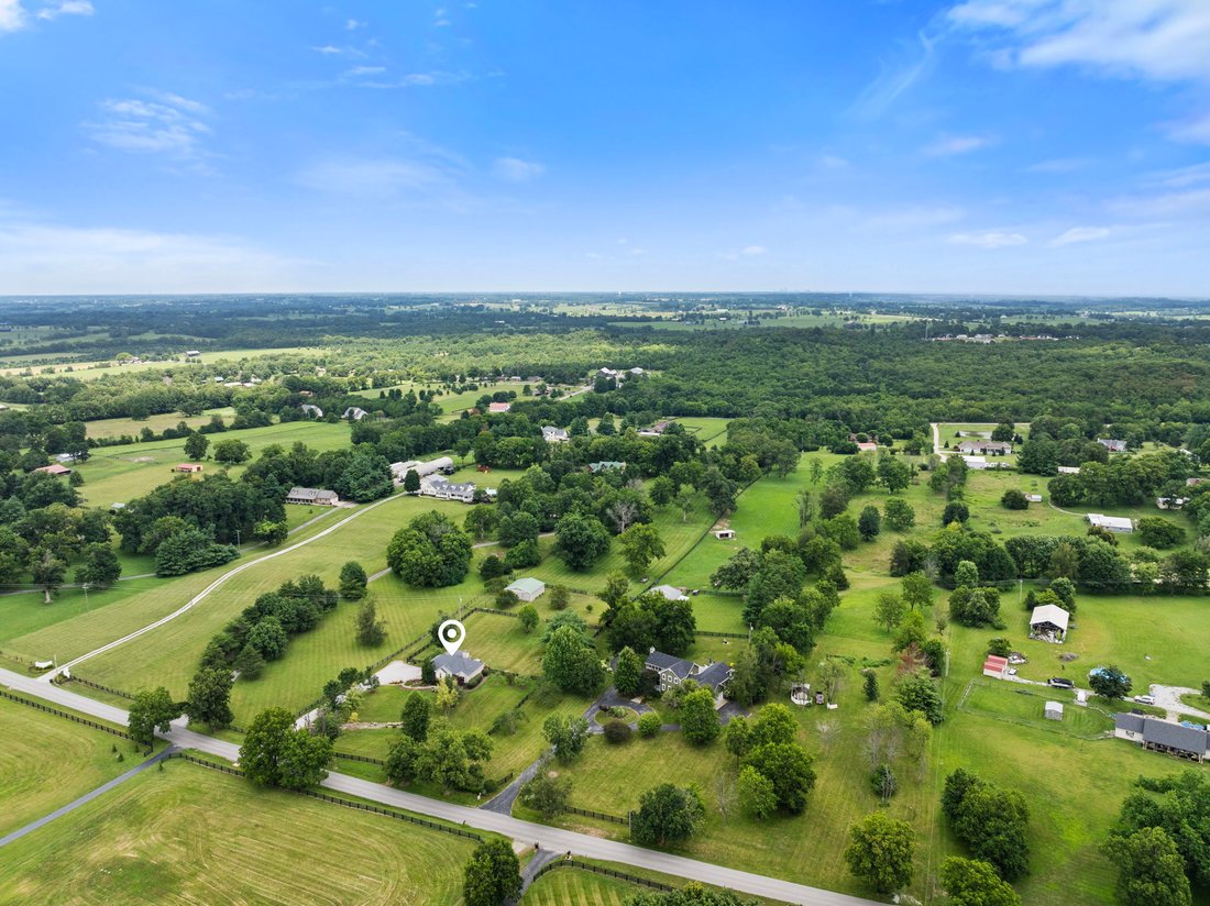 House in Nicholasville, Kentucky, United States 3 - 18483992