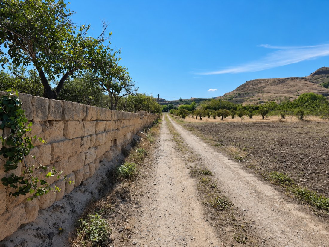 Land in Palagonia, Sicily, Italy 5 - 16179497