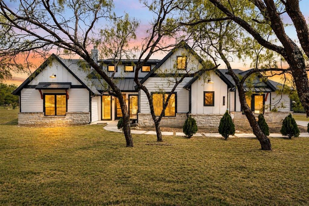 House in Burleson, Texas, United States 1 - 18483856