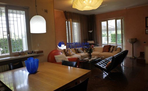 Landhaus in Ronchi, Massa, Italien 1