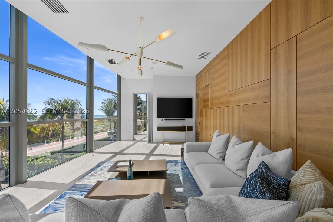 Condo in Miami Beach, Florida, United States 2 - 18483191