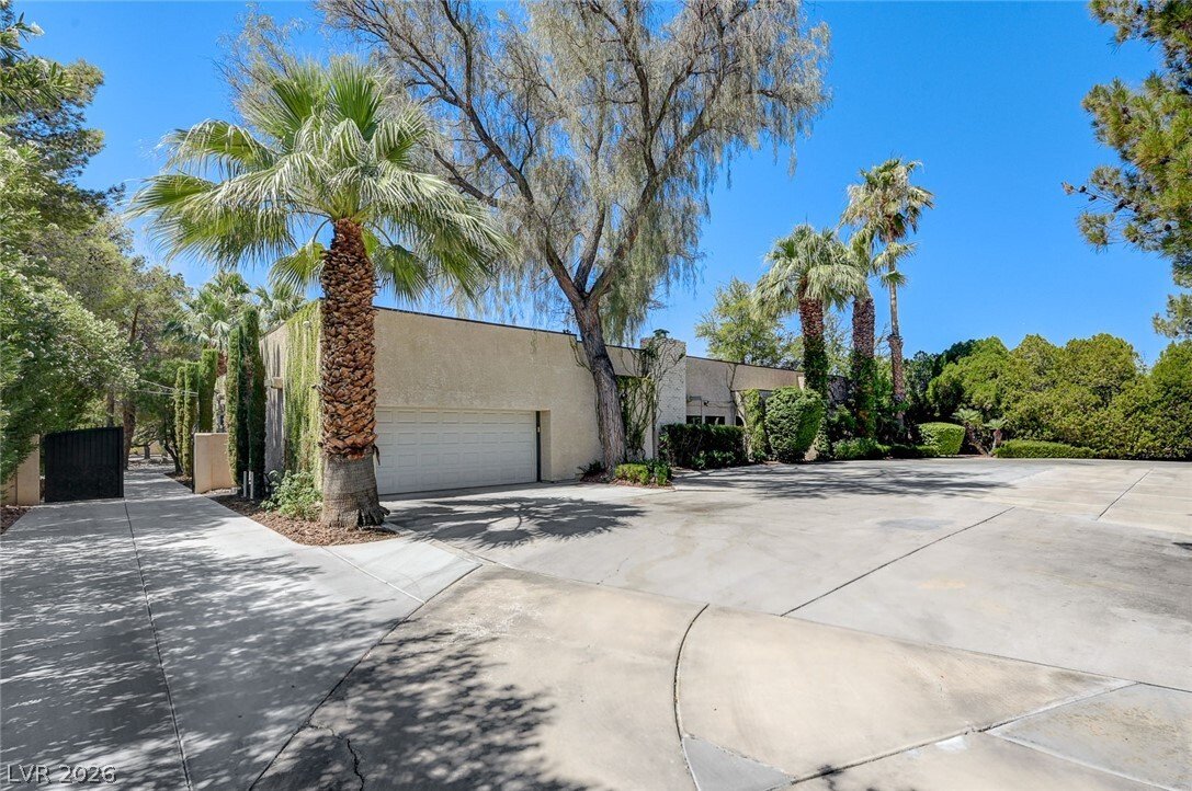 House in Las Vegas, Nevada, United States 2 - 18484856