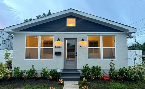 House in St. Petersburg, Florida, United States 1