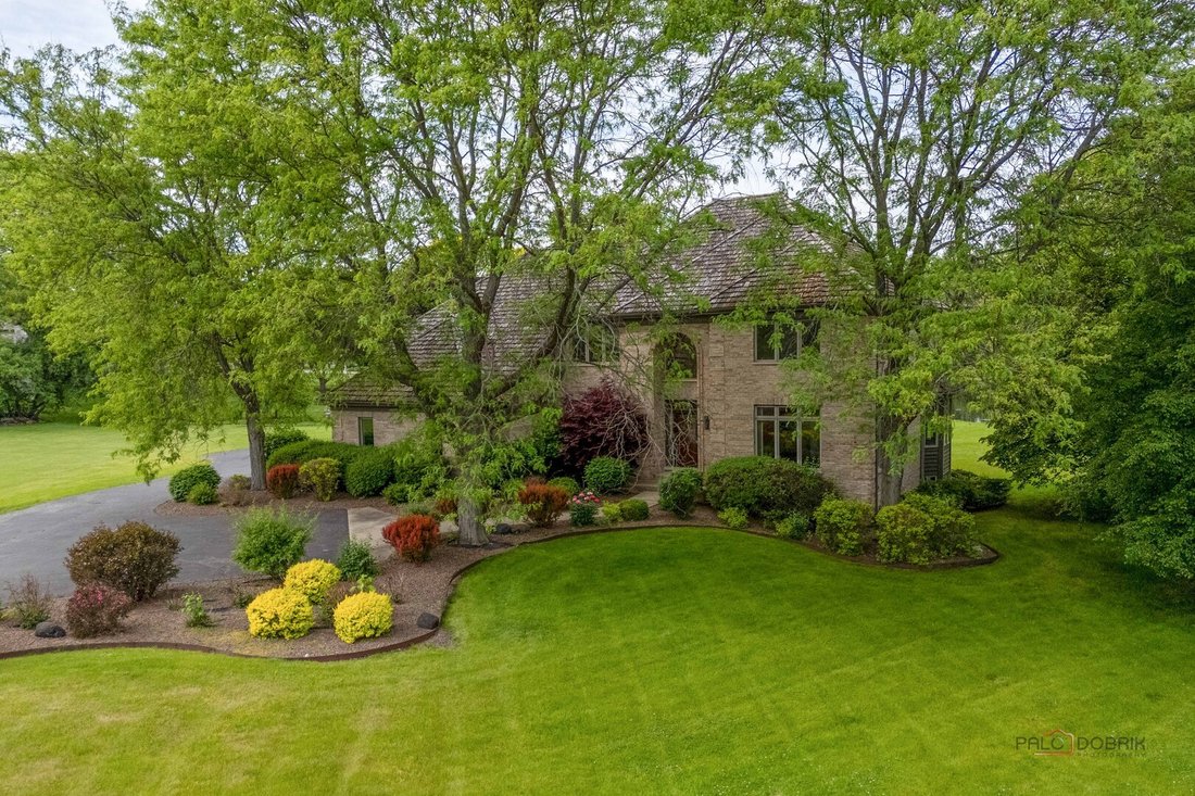 House in Libertyville, Illinois, United States 2 - 18483625