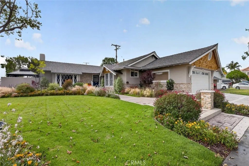 House in Los Alamitos, California, United States 1 - 17985138