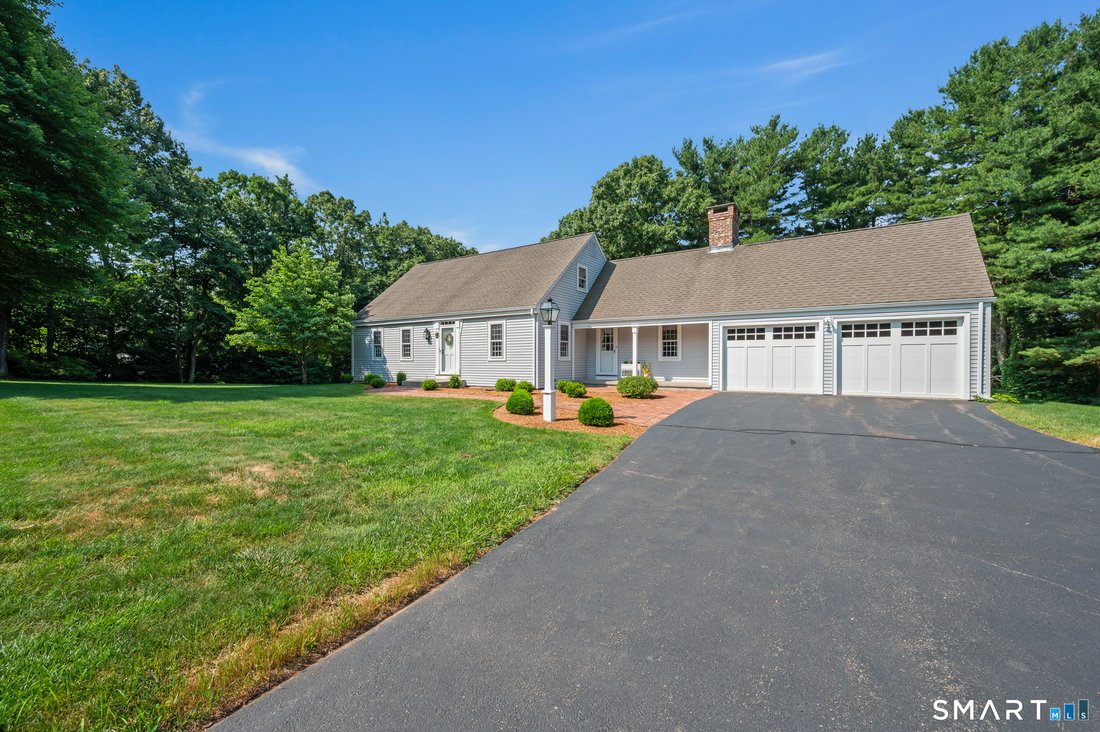 House in Glastonbury, Connecticut, United States 3 - 18475392