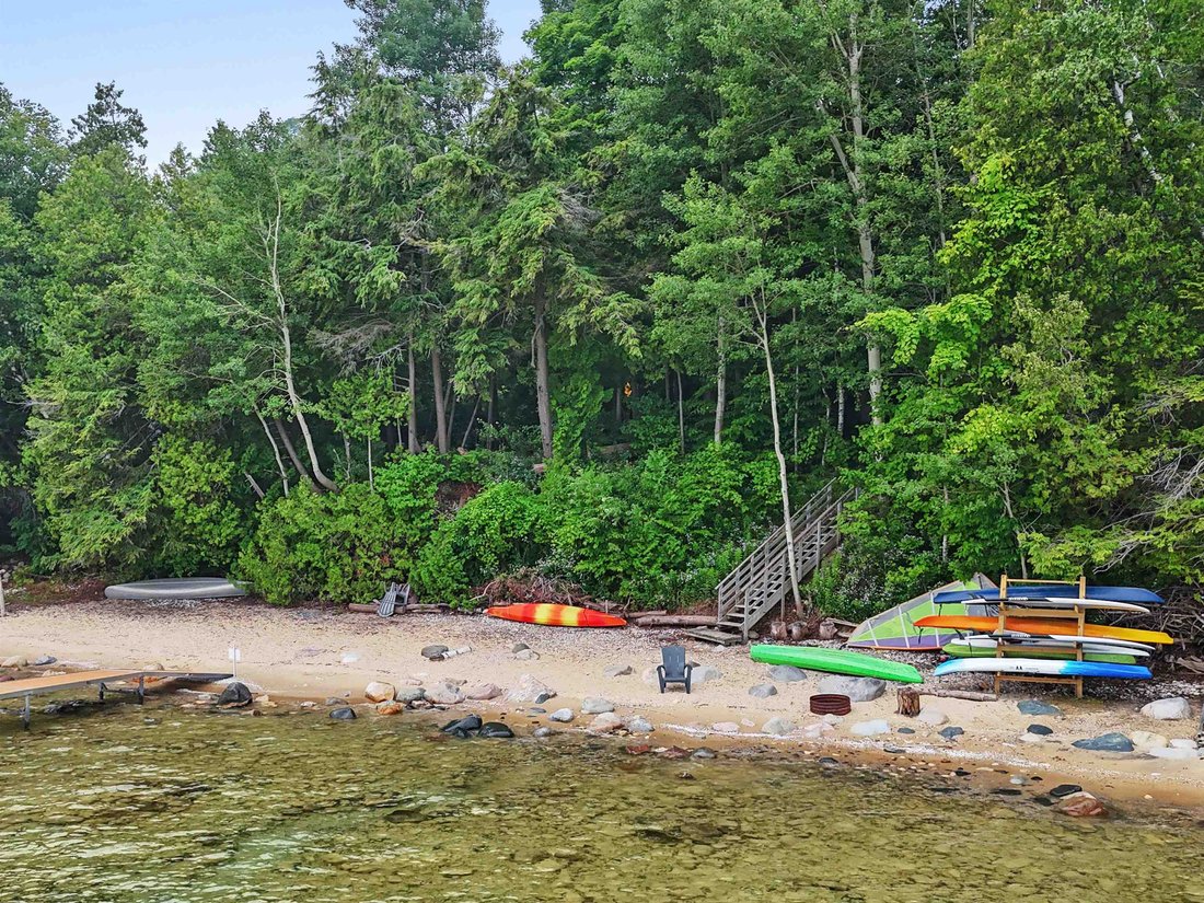 House in Suttons Bay, Michigan, United States 4 - 18485384