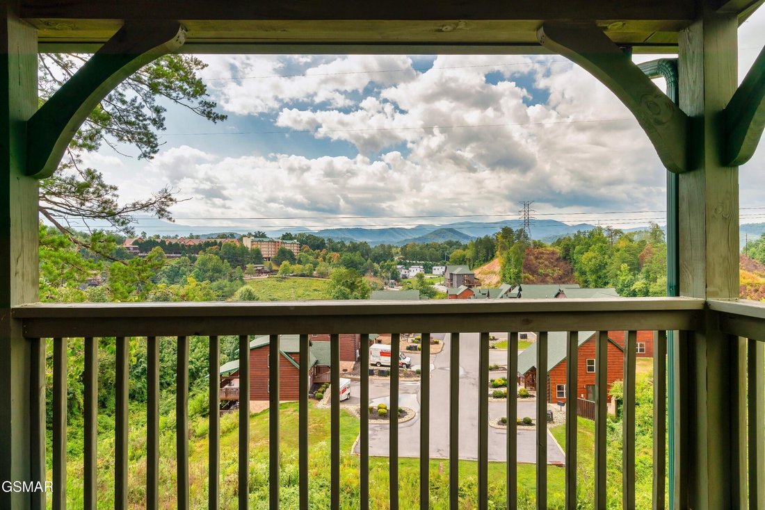 House in Pigeon Forge, Tennessee, United States 2 - 18486609