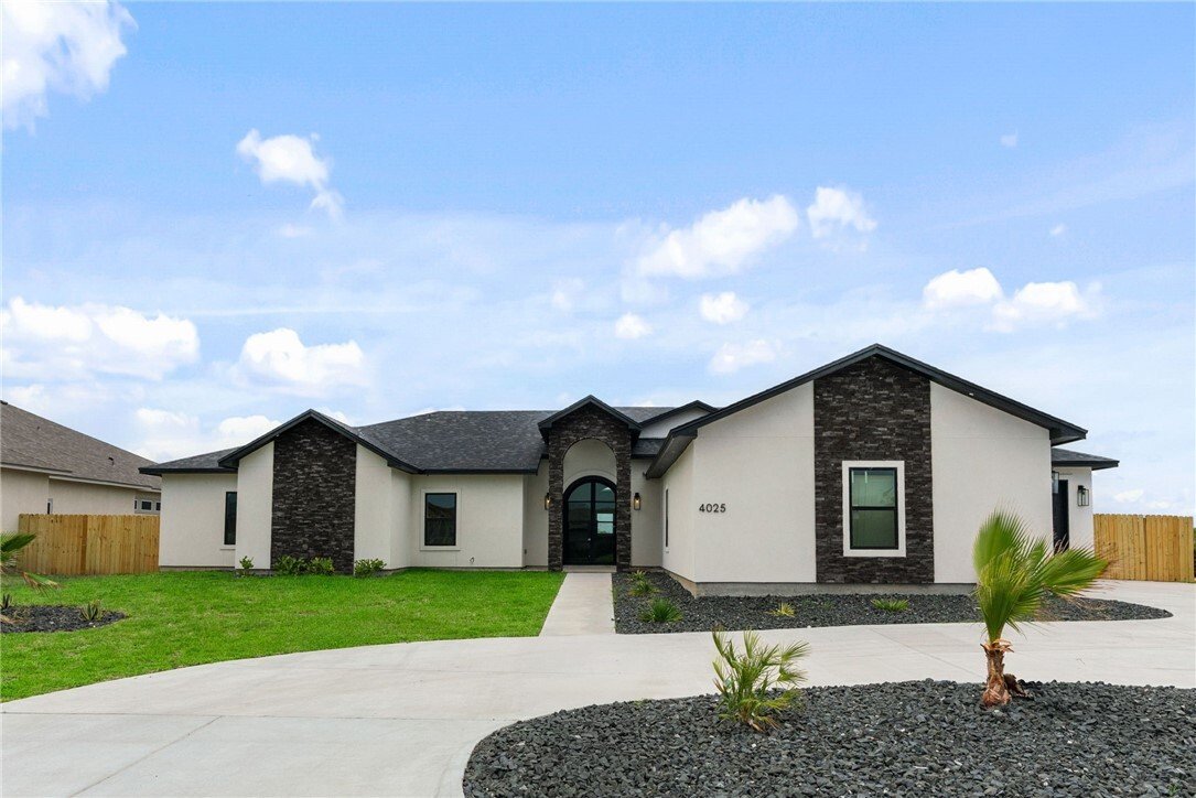 House in Corpus Christi, Texas, United States 5 - 18059292
