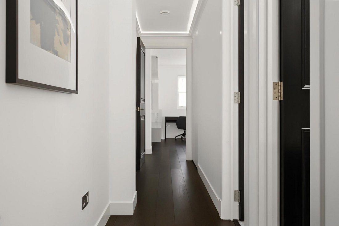 Apartment in South Kensington, Kensington And Chelsea, England 5 - 18486846