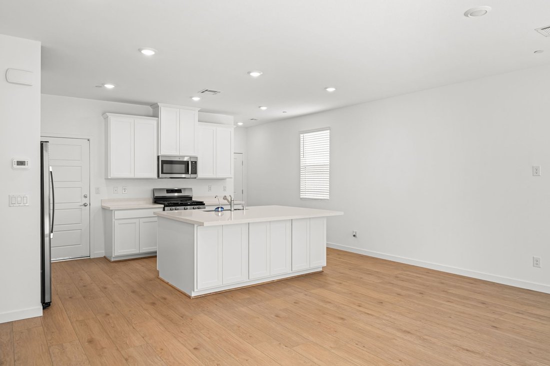 House in Las Vegas, Nevada, United States 4 - 17950676