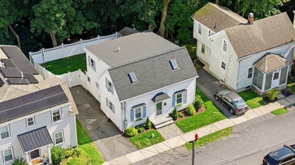 House in Winchester, Massachusetts, United States 3 - 18395788