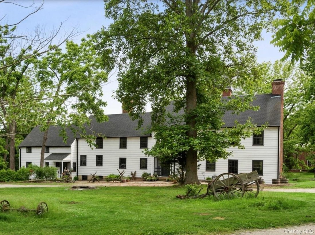 House in Smithtown, New York, United States 2 - 18487476