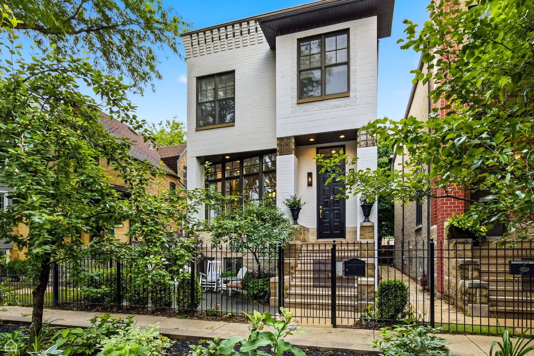 House in Chicago, Illinois, United States 2 - 18486042