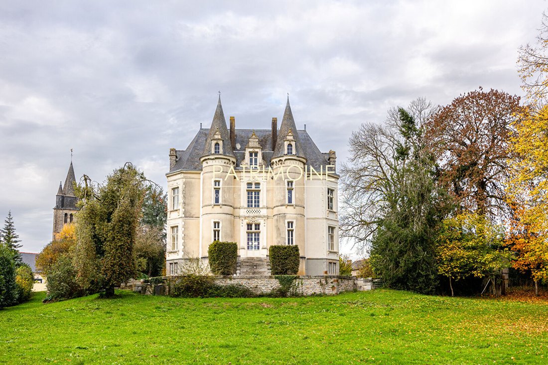 Chateau in Brécé, Brittany, France 2 - 18484463