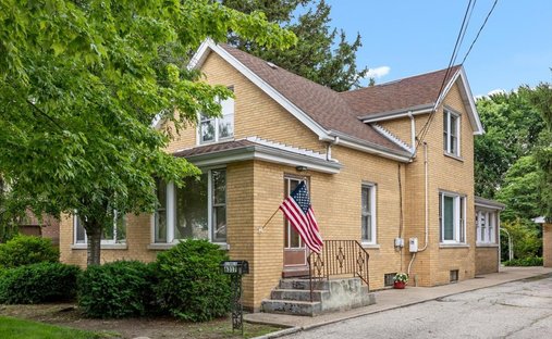 House in Des Plaines, Illinois, United States 1