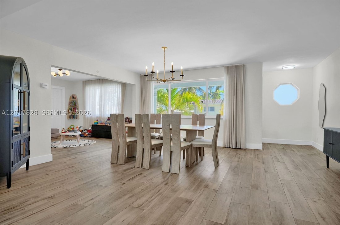 House in Hollywood, Florida, United States 2 - 17904380