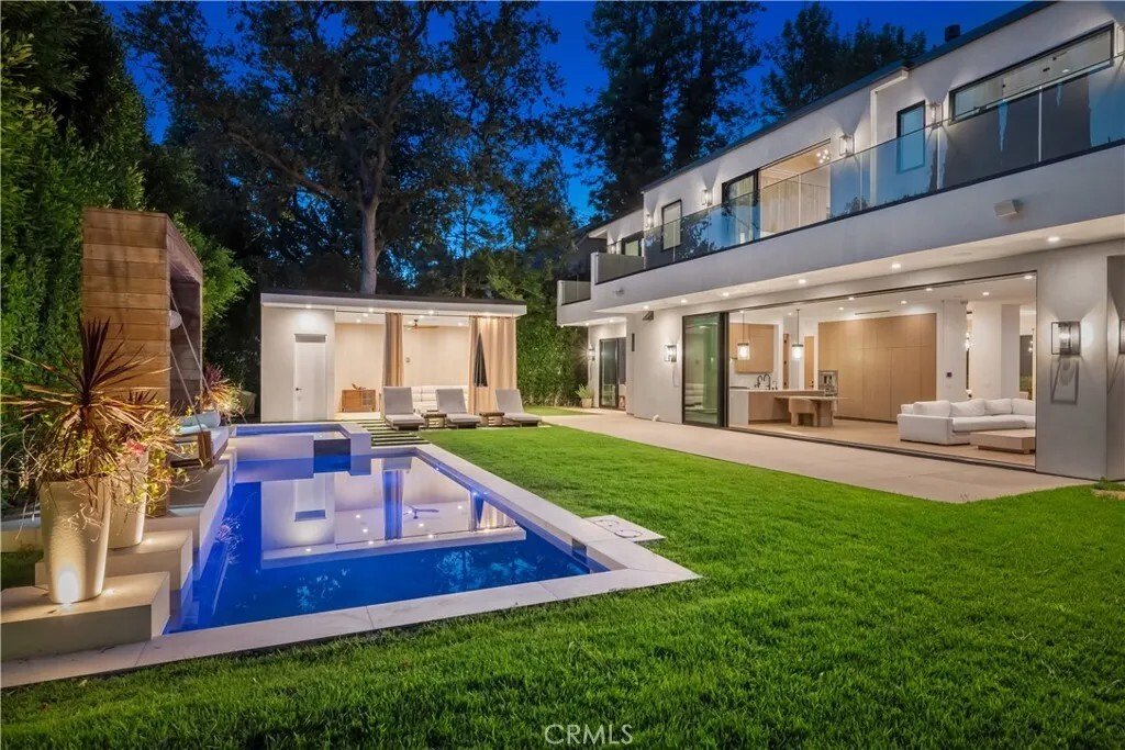 House in Los Angeles, California, United States 3 - 18483142