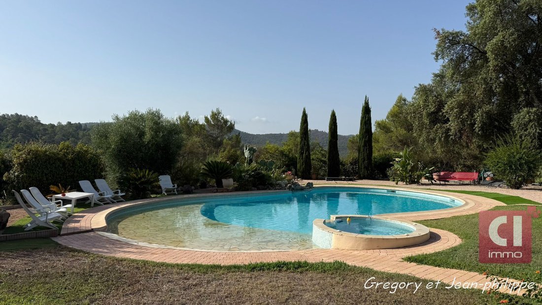 House in Pierrefeu-du-Var, Provence-Alpes-Côte d'Azur, France 2 - 18485751