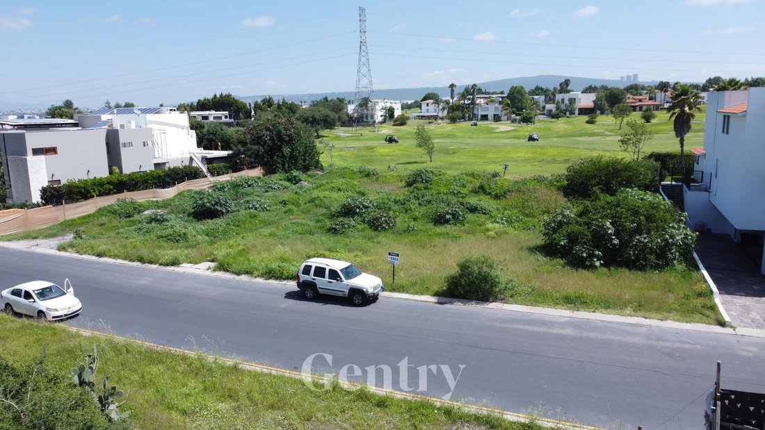 Land in Santiago de Querétaro, Querétaro, Mexico 3 - 18131226