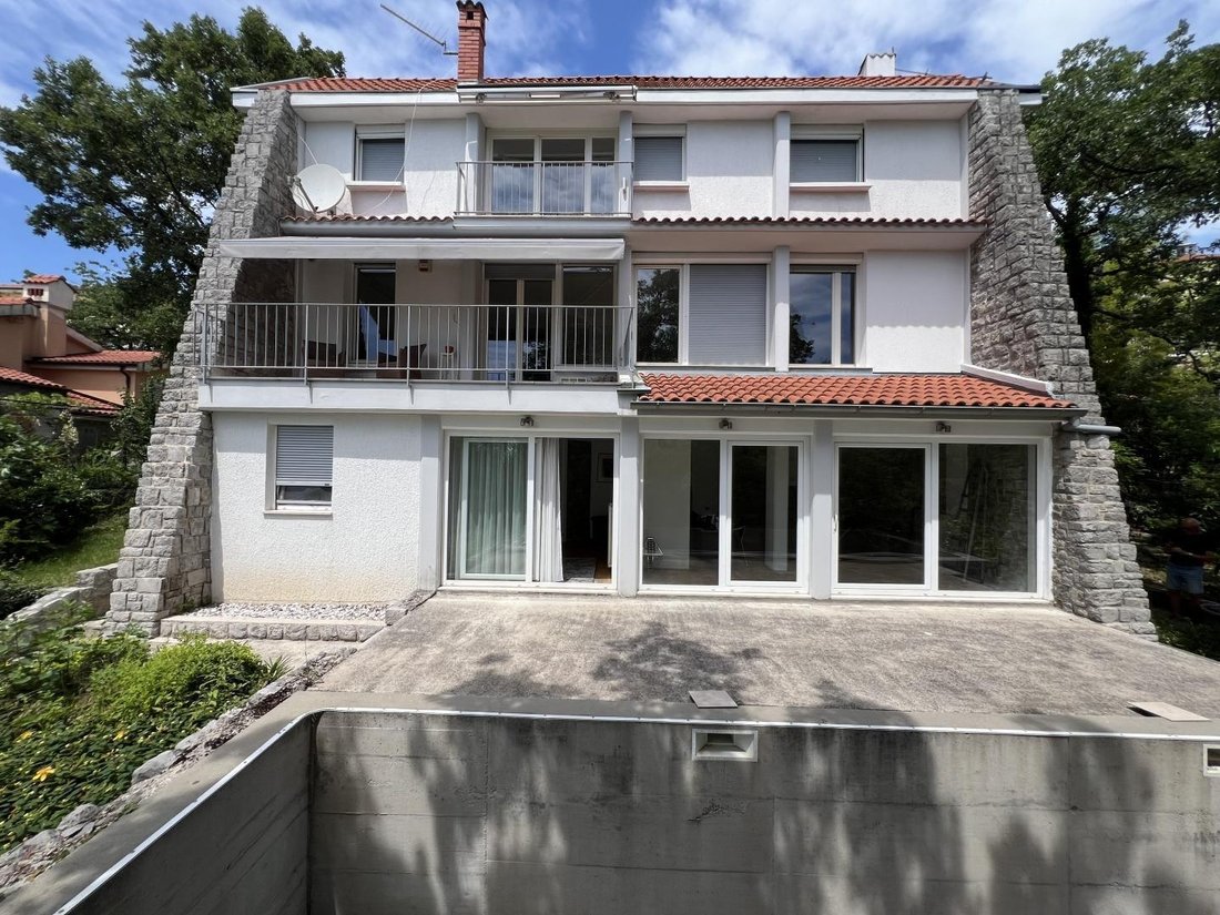 Villa a Opcina Matulji, Regione litoraneo-montana, Croazia 2 - 18485944