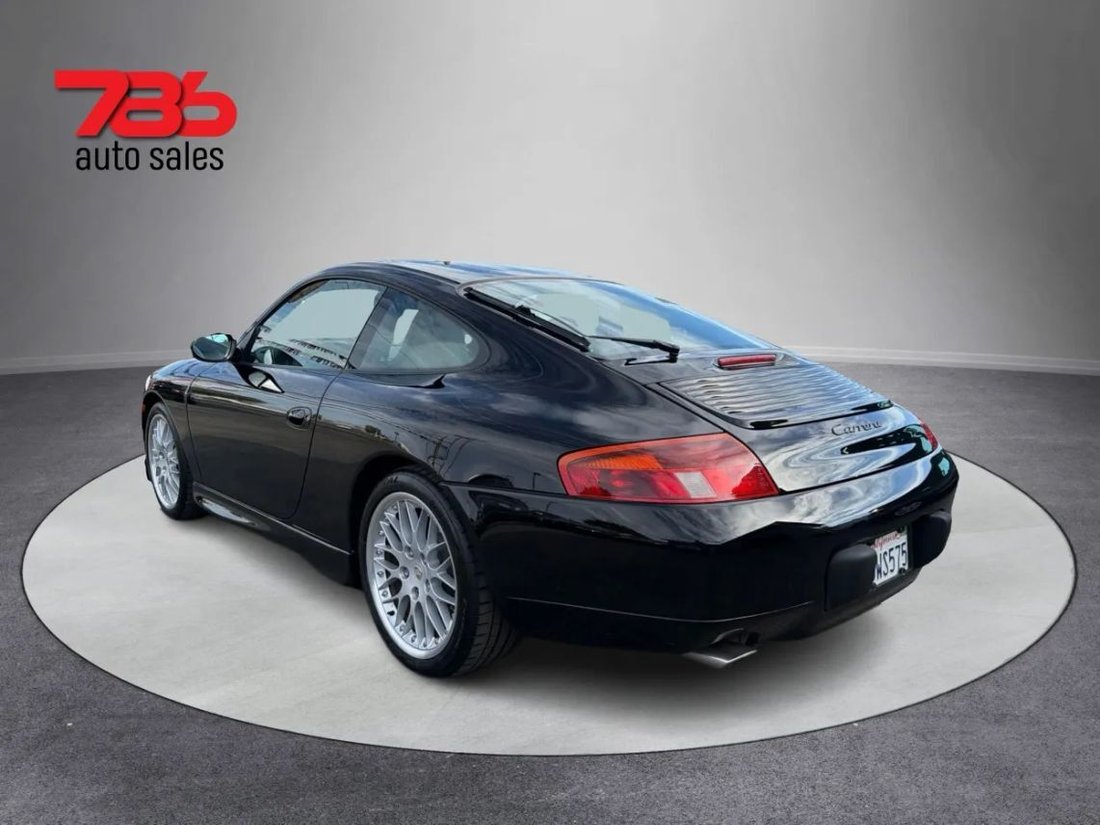 Coupe in Fresno, CA, United States 5 - 18487305