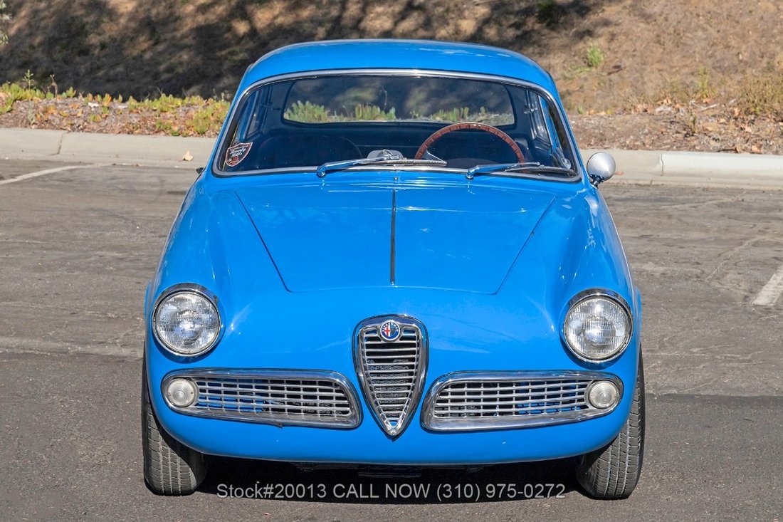Alfa Romeo Giulietta in Los Angeles, CA 2 - 18484361
