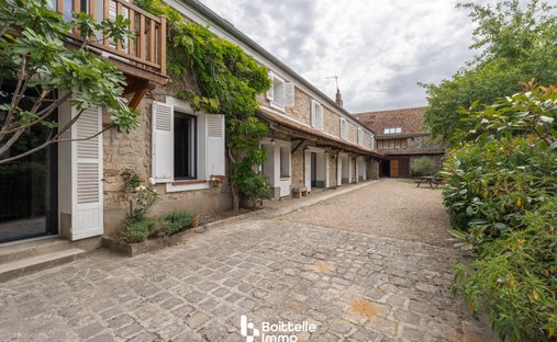 Maison à Arbonne-la-Forêt, Île-de-France, France 1
