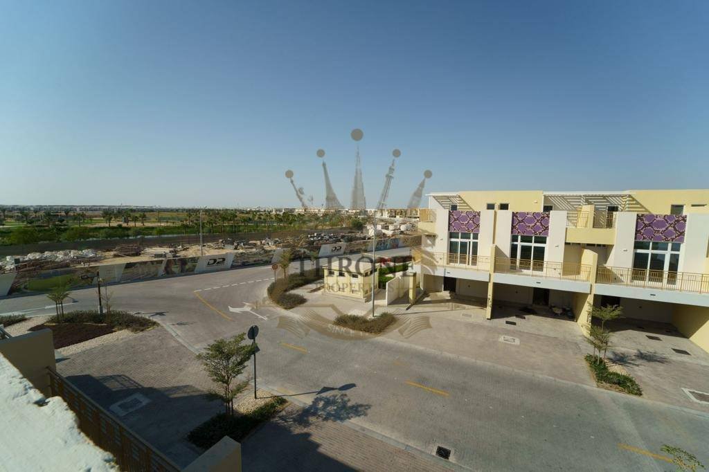 Townhouse in Damac Hills 2, Dubai, United Arab Emirates 1 - 18488409