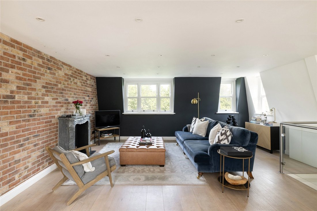 Apartment in Ladbroke Grove, Kensington And Chelsea, England 3 - 18483445