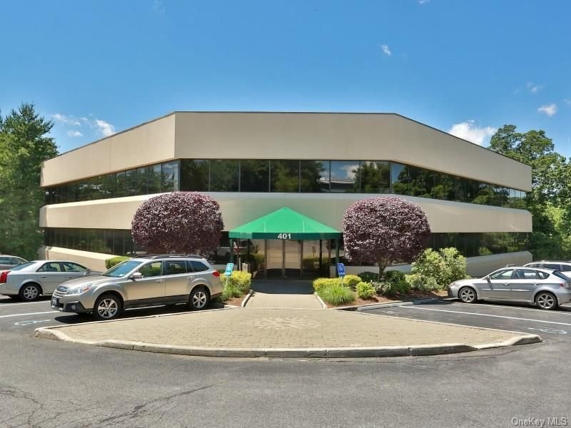 Valhalla, New York, United States 2 - 18440941