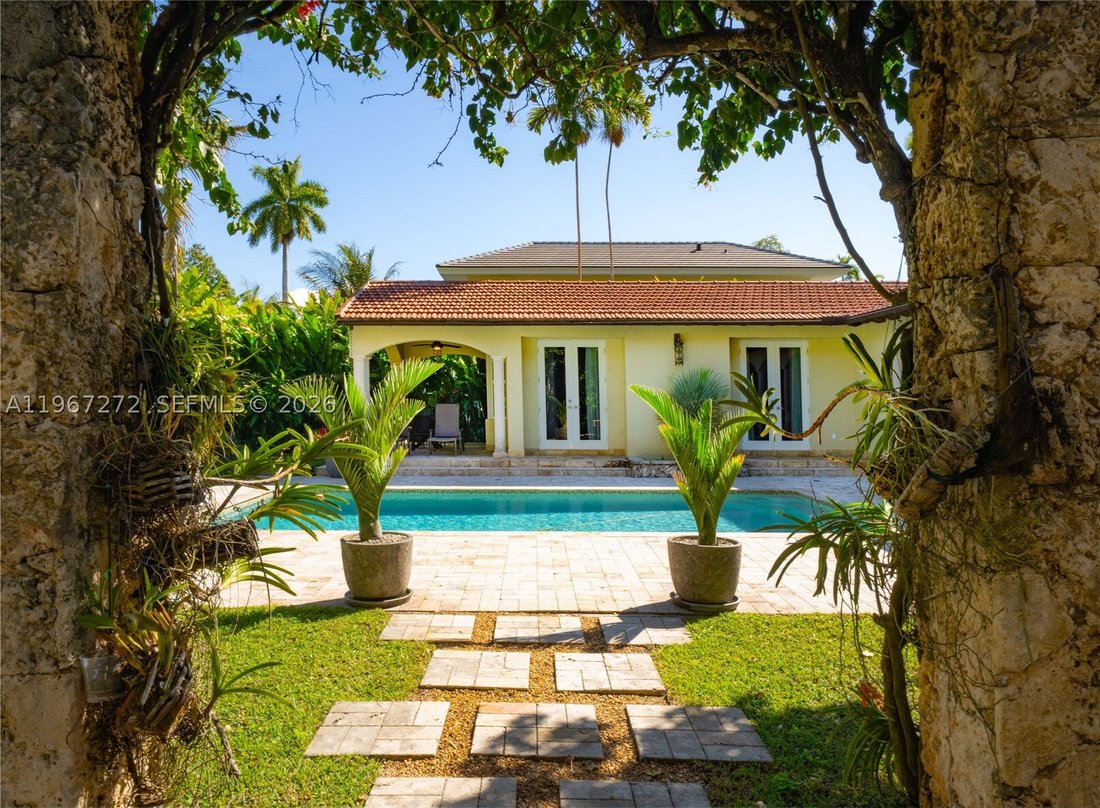House in Miami, Florida, United States 4 - 17242536