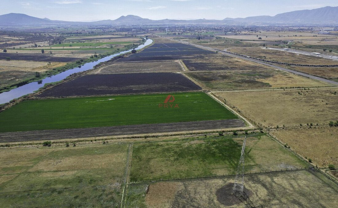 Land in La Capilla del Refugio, Jalisco, Mexico 4 - 18486061
