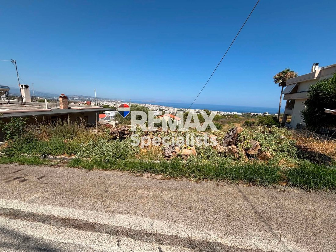 Land in Crete, Greece 1 - 18483794