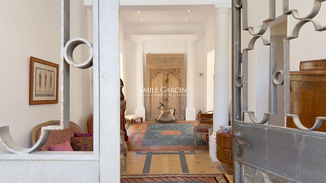 Villa in Saint Julien, Marseille, Provence-Alpes-Côte d'Azur 2 - 18486998