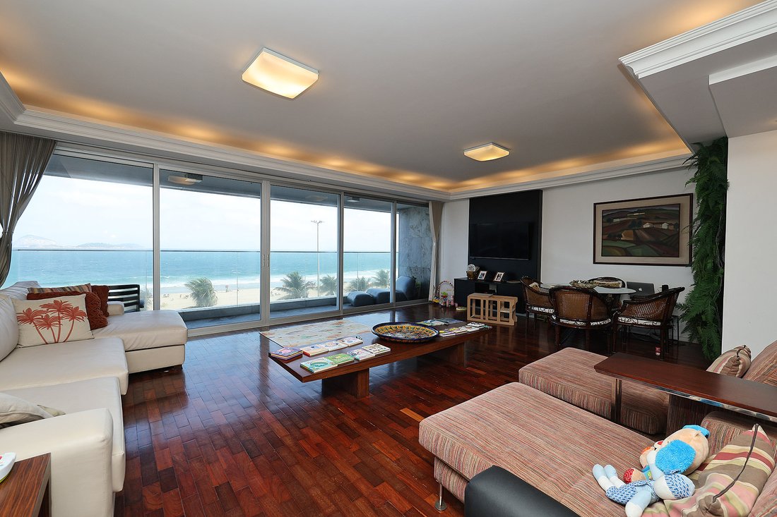 Apartment in Rio de Janeiro, State of Rio de Janeiro, Brazil 1 - 18487704