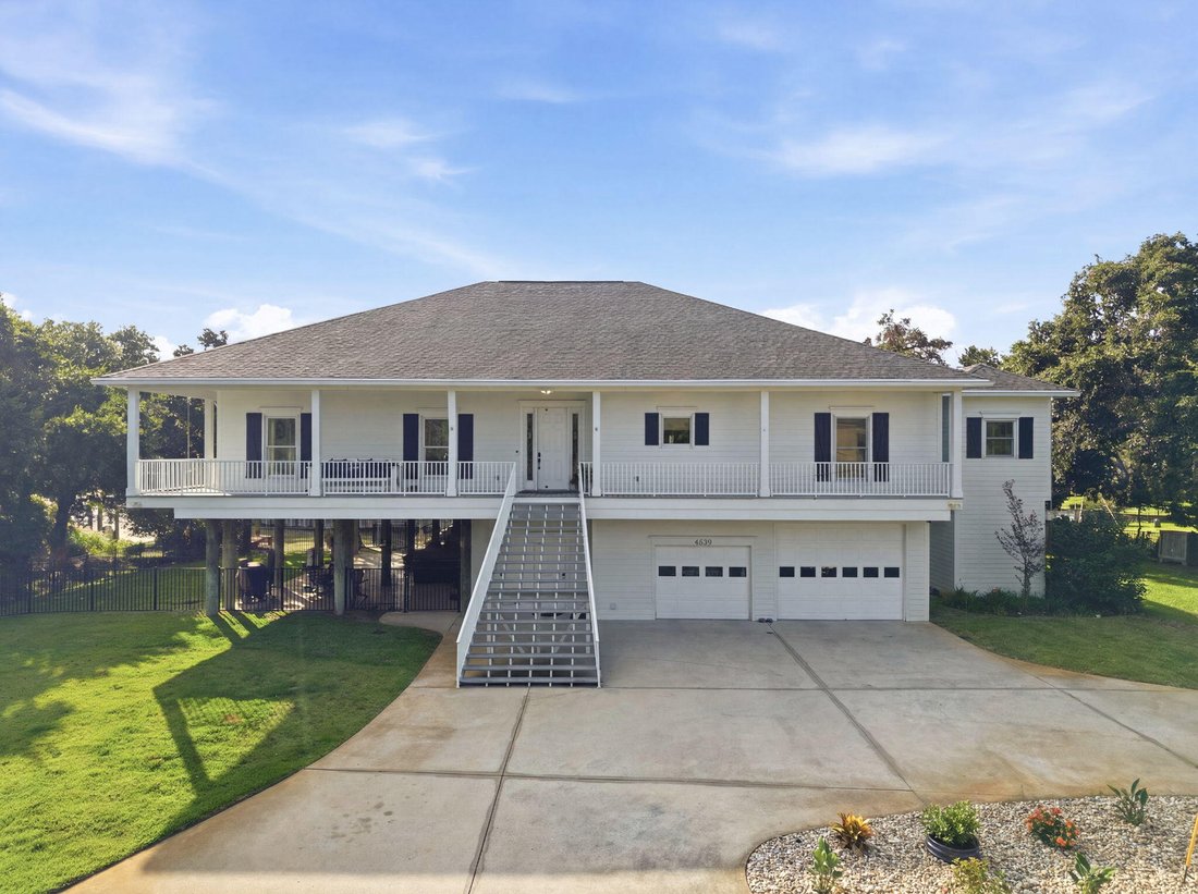 House in Gulf Breeze, Florida, United States 1 - 18483380