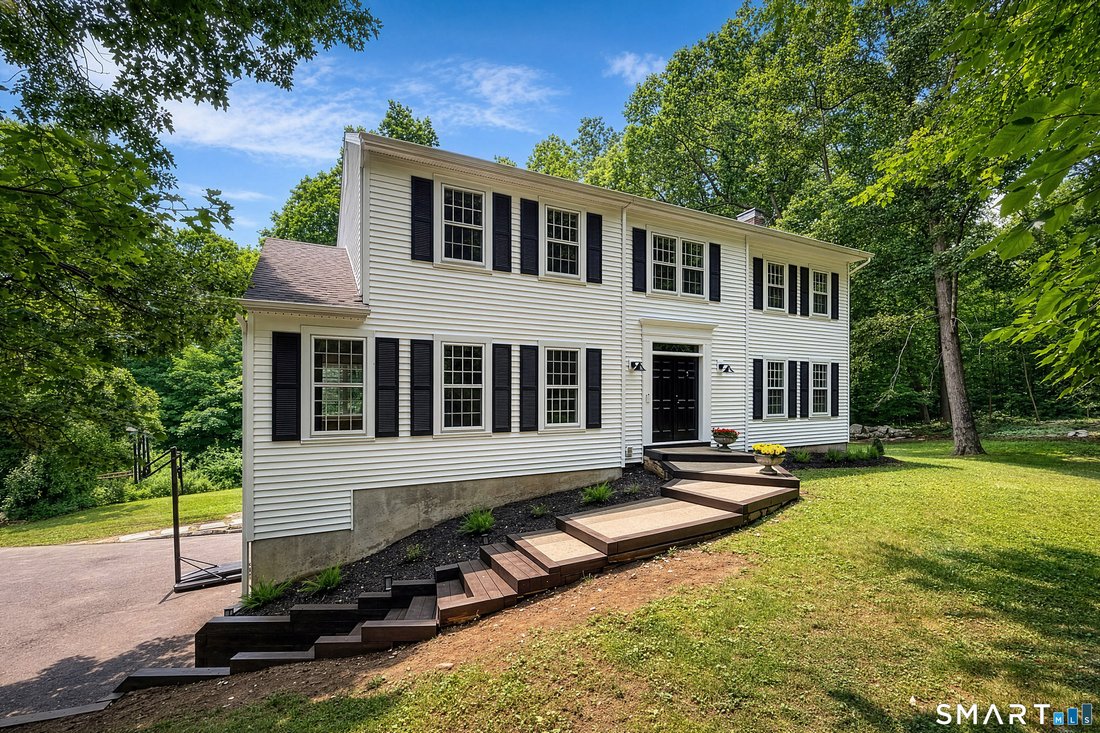 Maison à Newtown, Connecticut, États-Unis 1 - 18488039