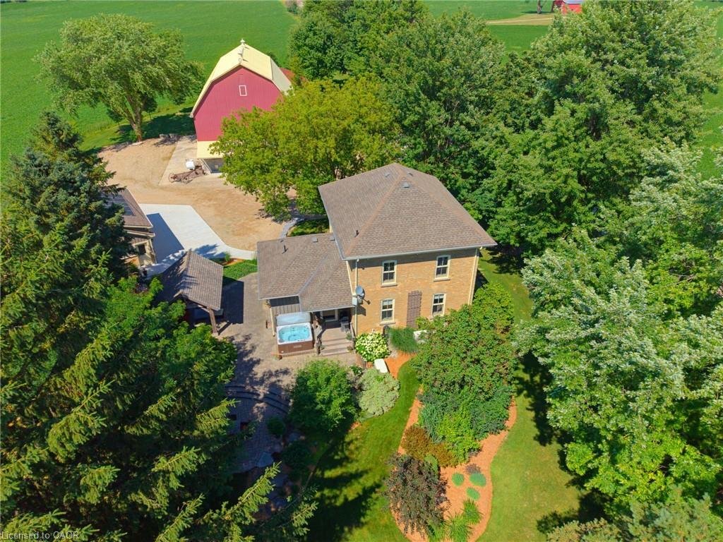 Farm Ranch in North Perth, Ontario, Canada 2 - 18483369