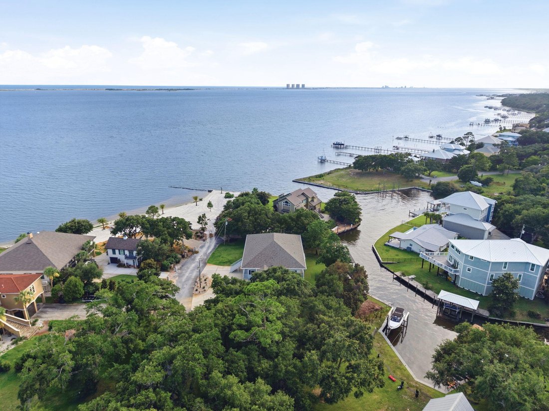 House in Gulf Breeze, Florida, United States 4 - 18483380