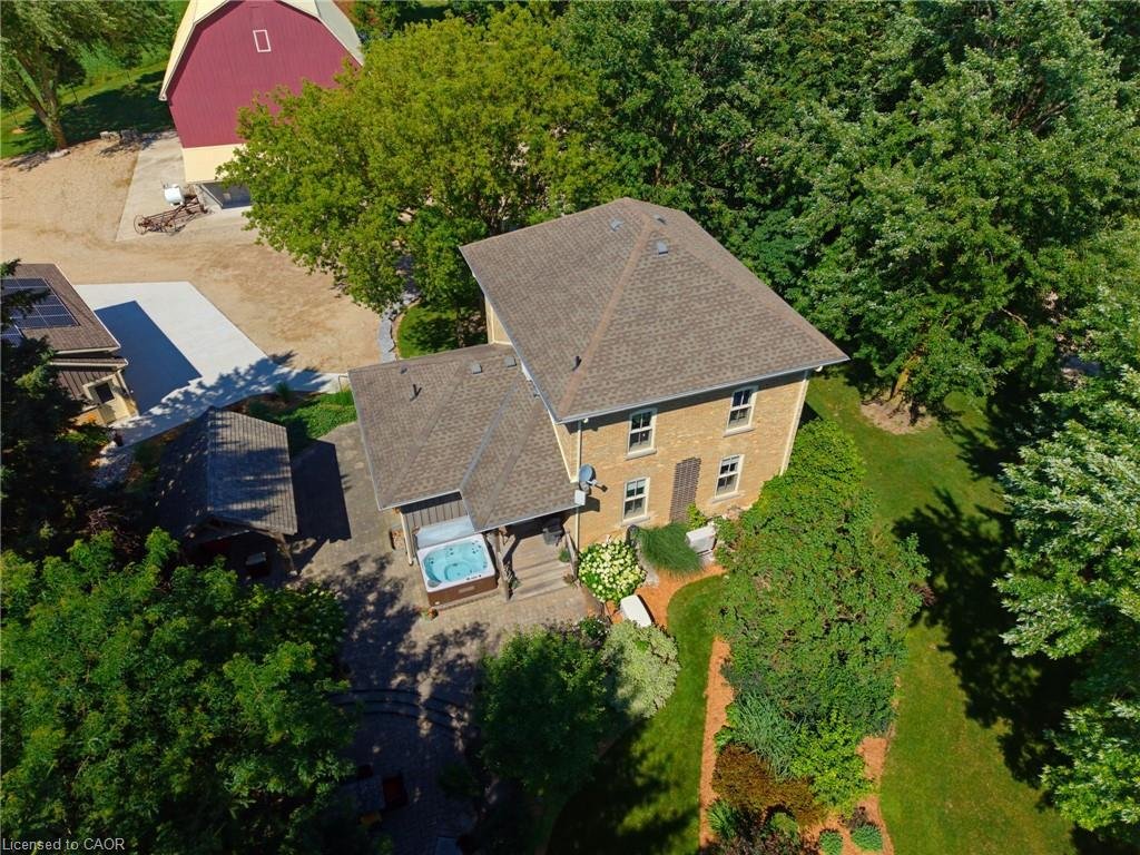 Farm Ranch in North Perth, Ontario, Canada 3 - 18483369