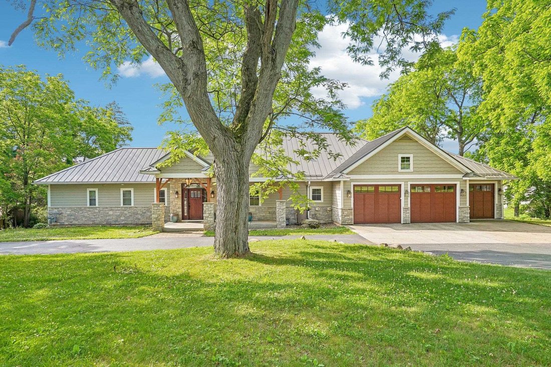 House in Merrimac, Wisconsin, United States 2 - 18483240