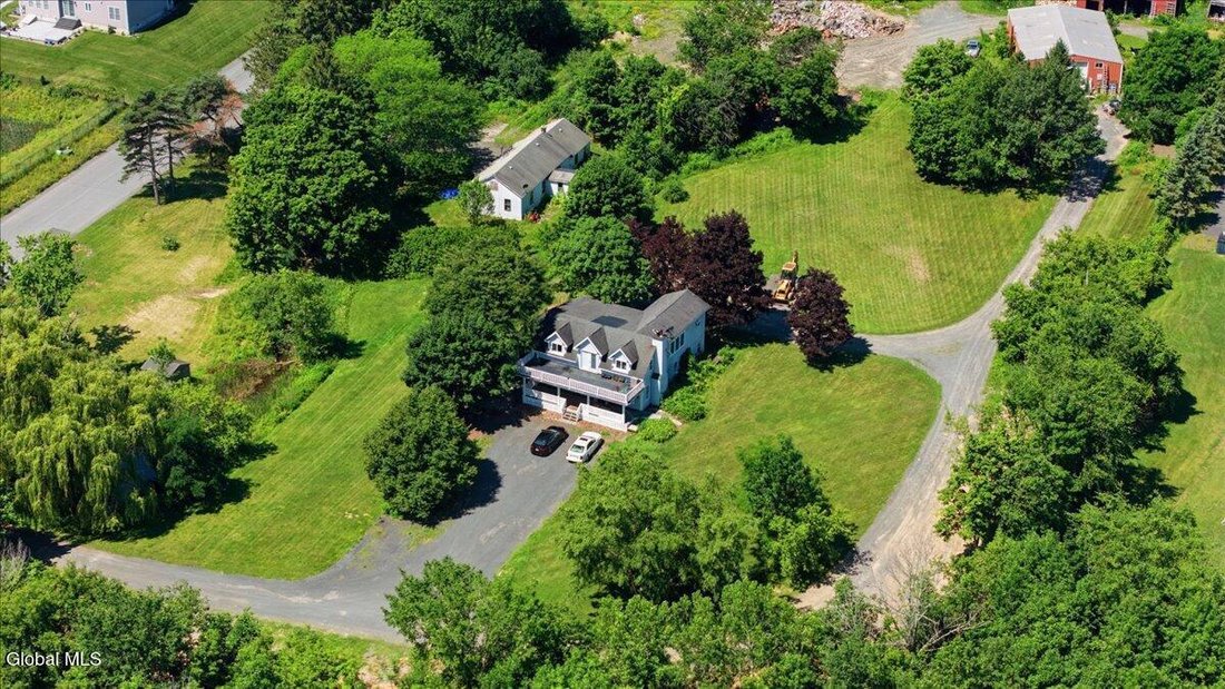 House in Cohoes, New York, United States 3 - 18483403