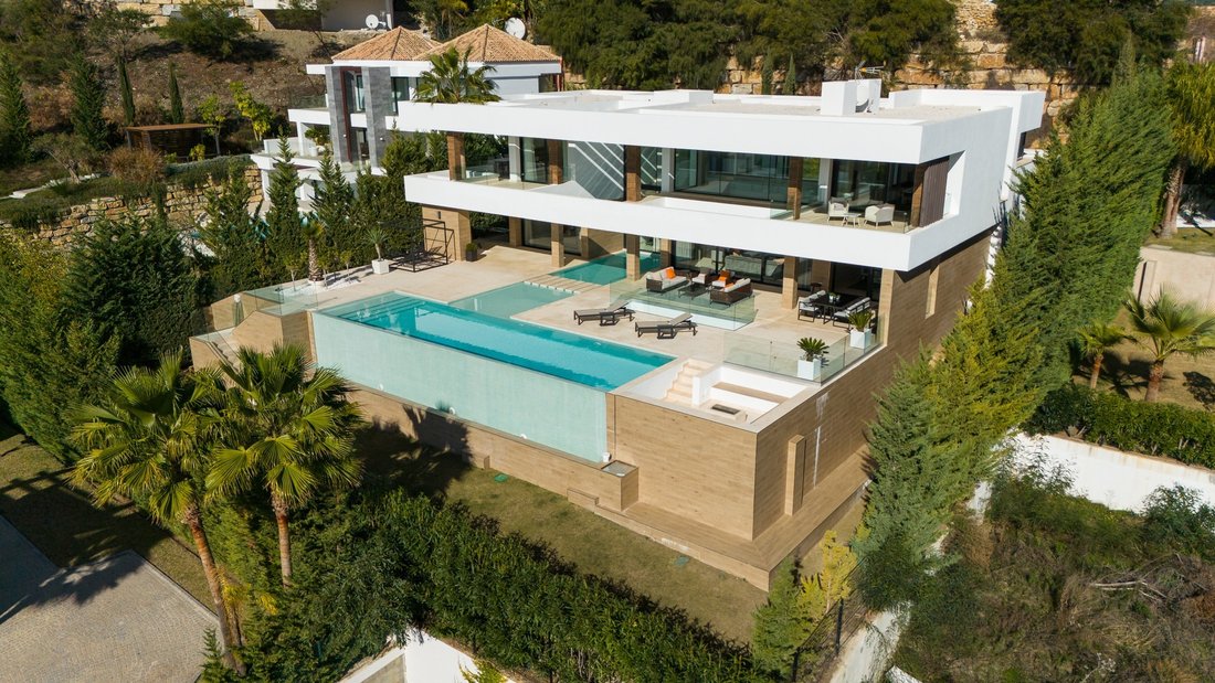 Villa in Benahavis, Andalusia, Spain 4 - 18485734