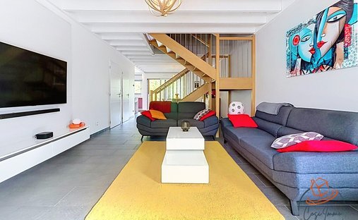 House in Peron, Auvergne-Rhône-Alpes, France 1