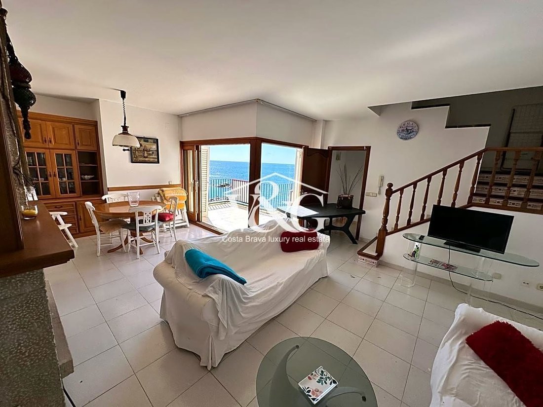 Villa in Calella de Palafrugell, Palafrugell, Catalonia 3 - 18483059