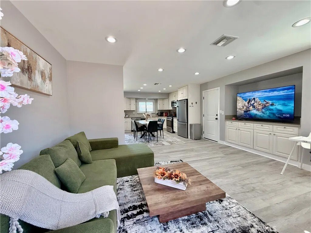 House in Stanton, California, United States 1 - 18167253