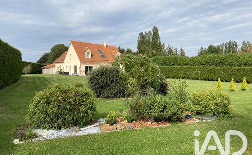 House in Tour-en-Bessin, Normandy, France 1