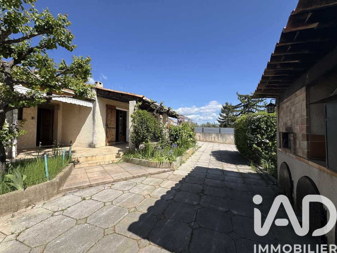 House in Pourrieres, Provence-Alpes-Côte d'Azur, France 2 - 18484660