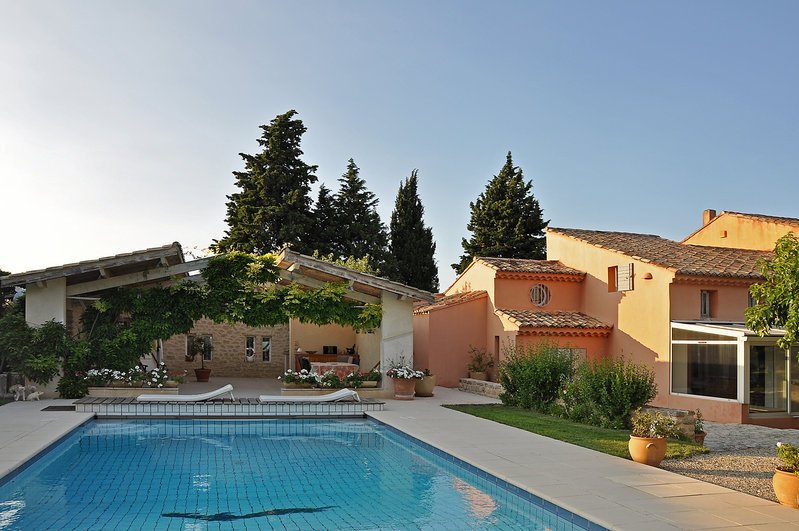 Castle in Loriol-du-Comtat, Provence-Alpes-Côte d'Azur, France 5 - 18486382